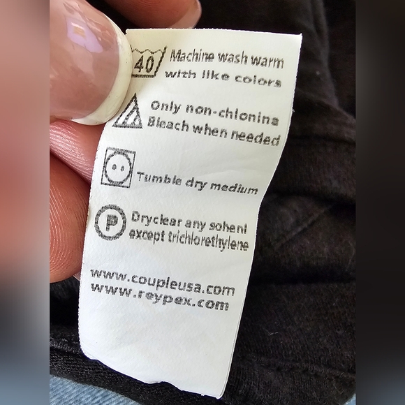 Like New MAMA Bear Tshirt - Picture 5 of 5